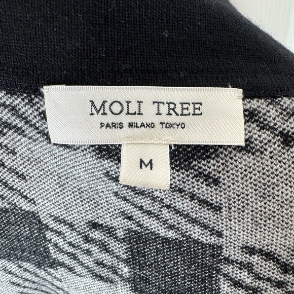 Moli Tree Black and White Checkered Women’s Sweater Cardigan - Picture 4 of 5
